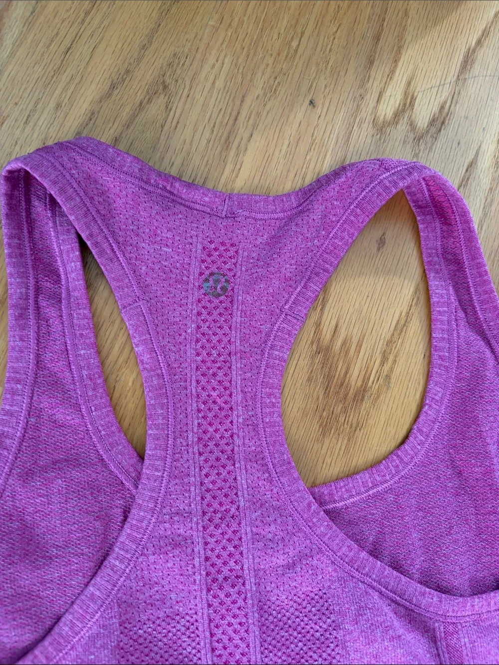Lululemon Swiftly Tech Racerback Tank Top size 10 pink